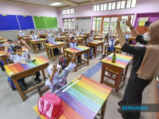 160821-sekolah