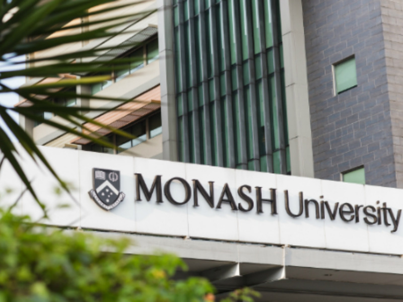 Universiti Monash berjaya menduduki tempat ke-44 peringkat global, tahniah!